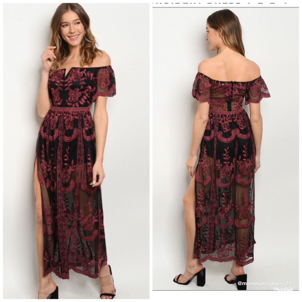 💥Host Pick💥🆕LACE EMBROIDERED BLACK & WINE MaxI